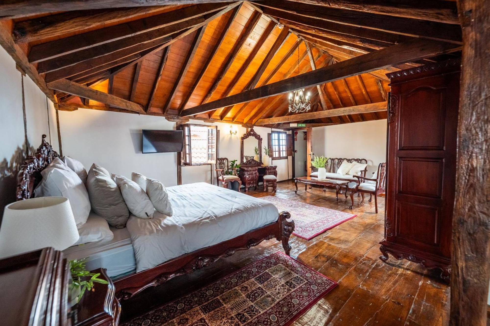 Tizon Suites Гарачико Екстериор снимка